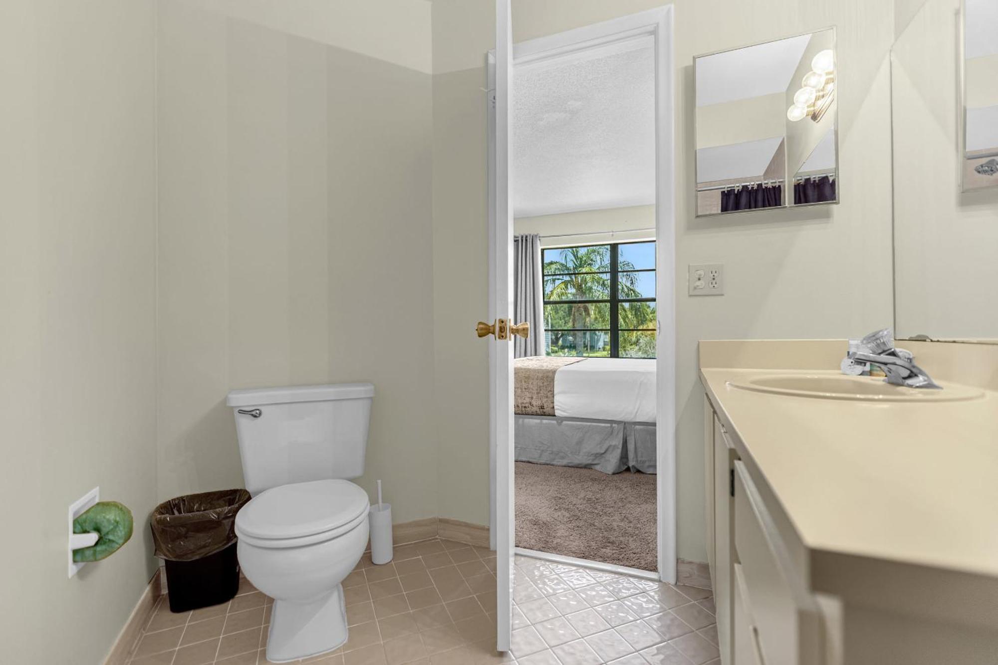 Modern Cozy 2br Near Apartamento